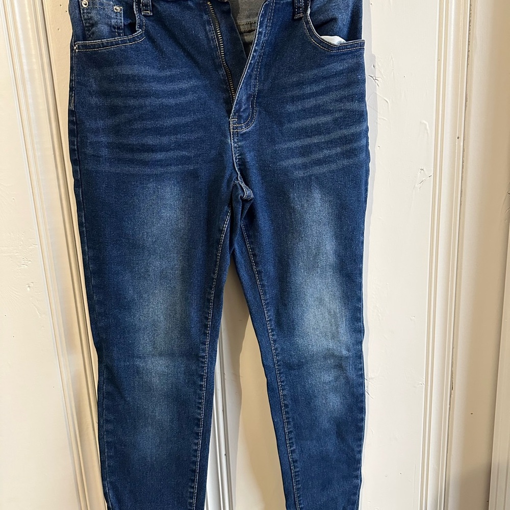SHEIN Women's Blue Jeans